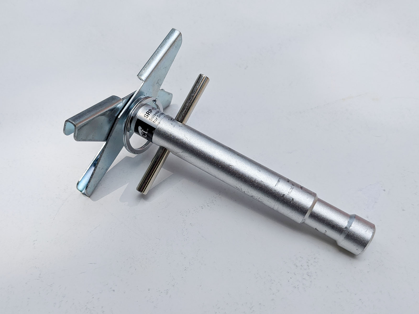 Scissor Clamp