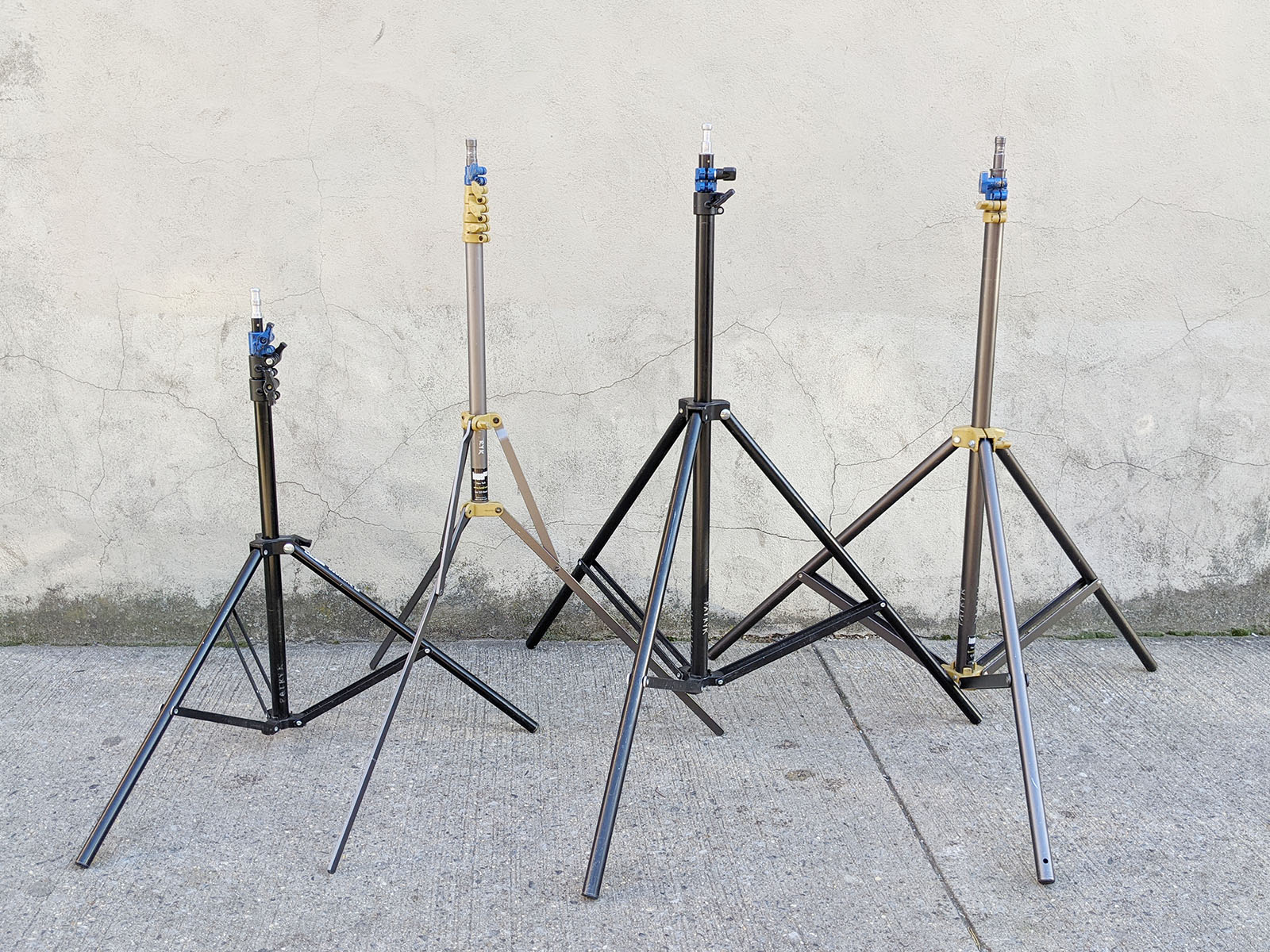 Kit Stand